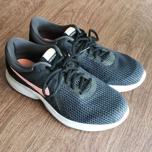 Nike Revolution 4 Running Shoes, Size 9.5